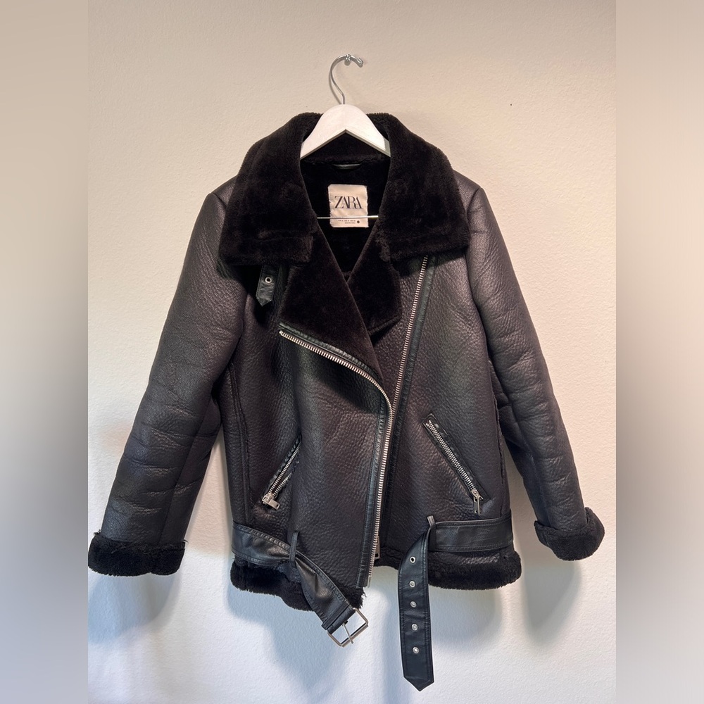zara faux leather suede shearling bomber jacket size M